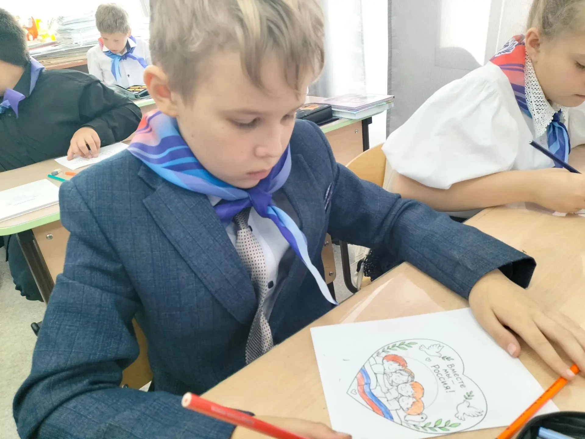 🎉 Вчера, 30 сентября в нашей школе прошел интерактивный классный час, посвященный Дню ...
