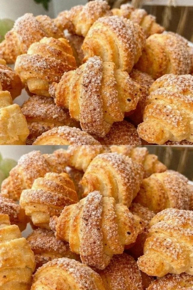 ГОТОВЬТЕ 2 замeса!!
НЕ УСПЕВАЕТ ОСТЫТЬ, съедается моментально ! Очень Просто и Вкусно ! Творожное Пе