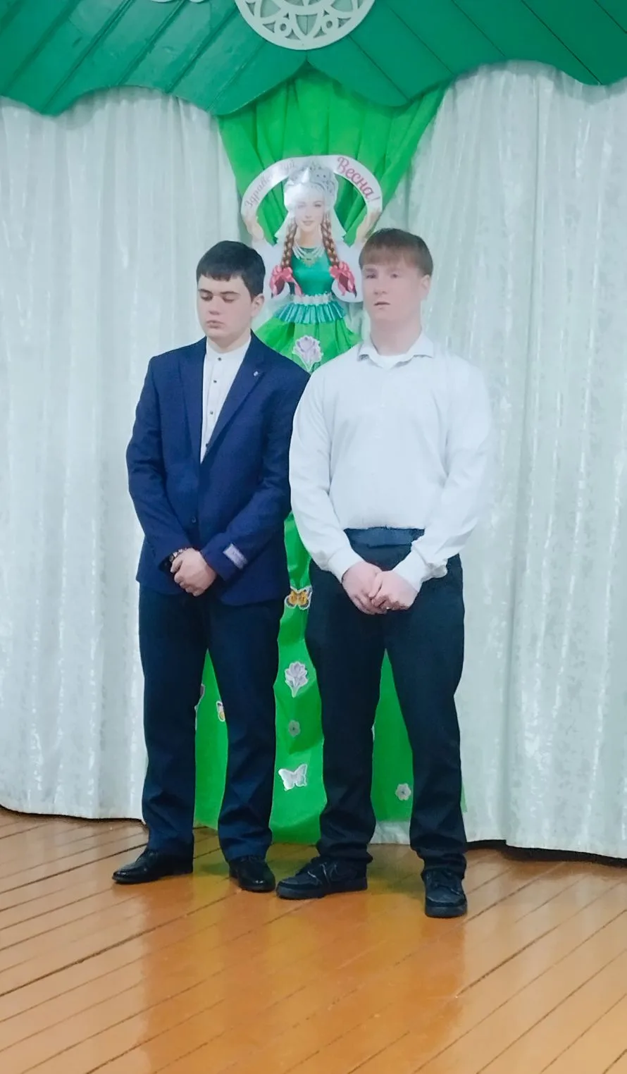 Сегодня в школе прошёл замечательный концерт под названием "23+8", посвящённый как мужч...