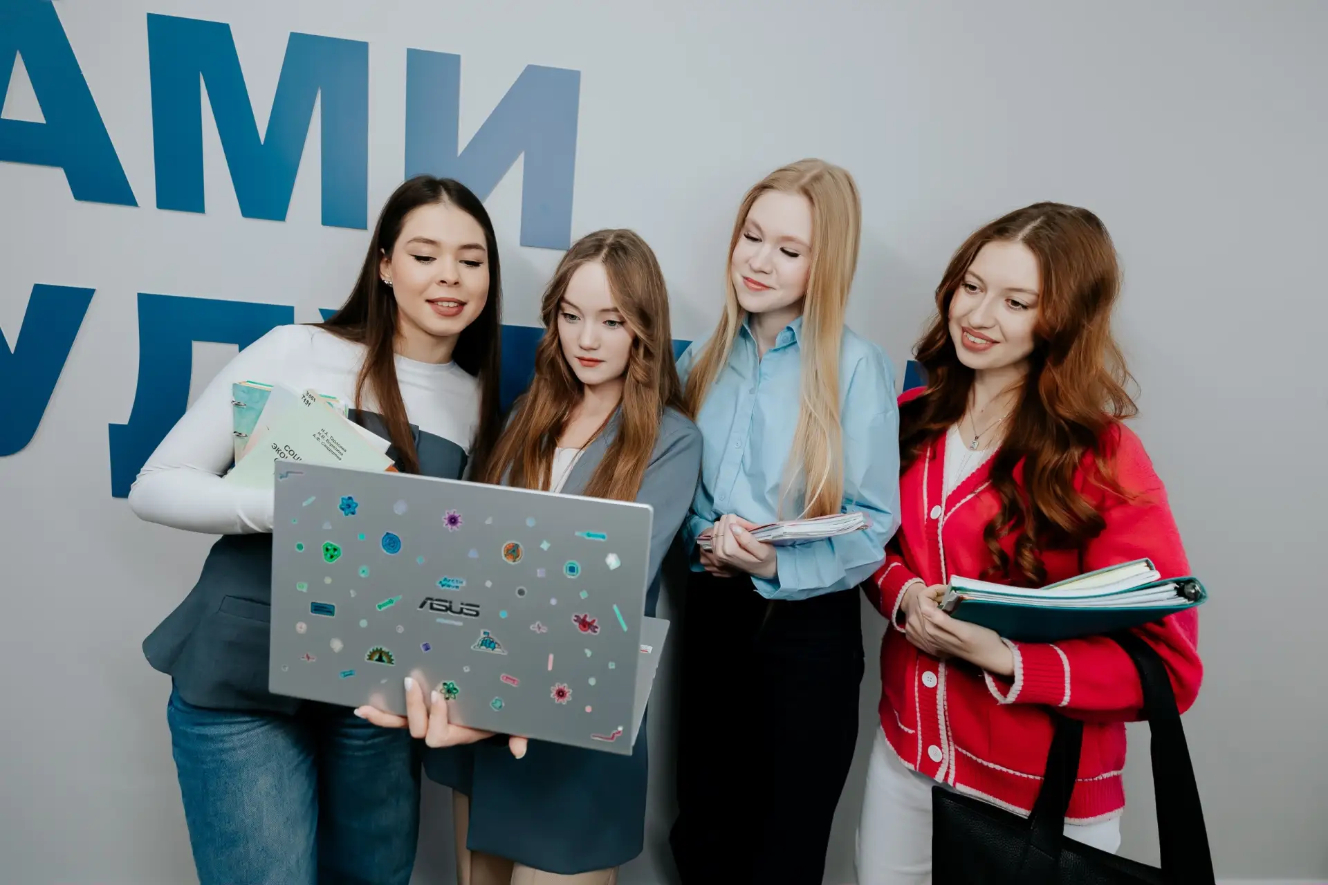 ЧувГУ на Study in Russia😍

Study in Russia — интернет-портал Министерства науки и высшего образован