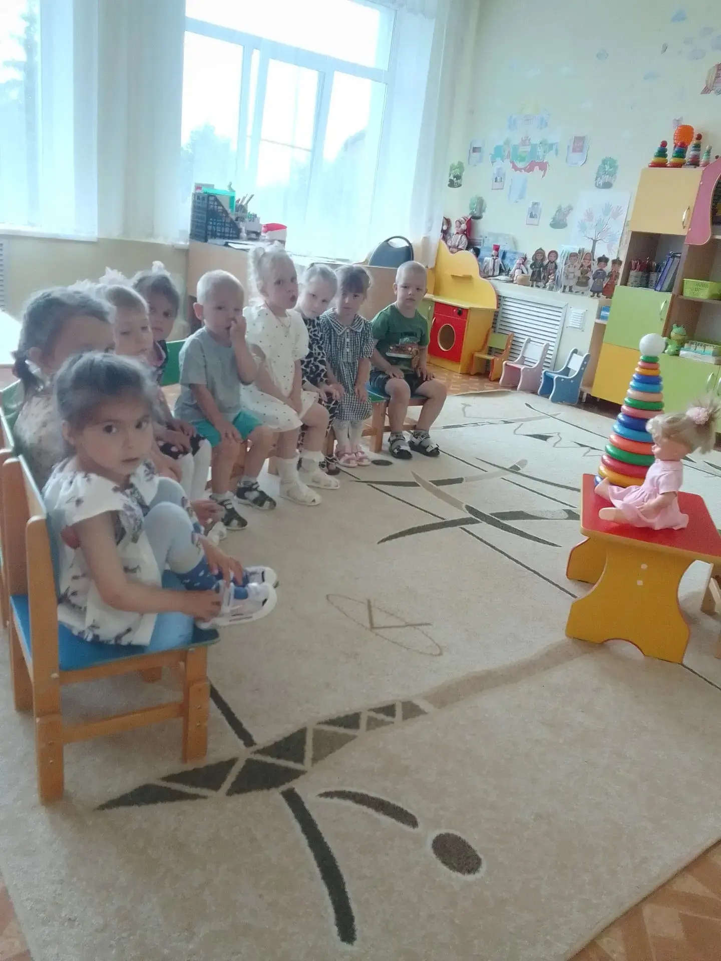 Как приятно получать подарки, но не менее приятно их дарить. Сегодня в гостях у воспитанников второй