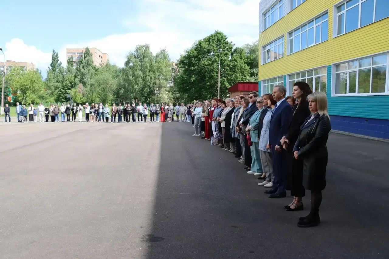 🔔В школе №5 Ступино прозвенел последний звонок для одиннадцатиклассников  В школе №5 городского окру