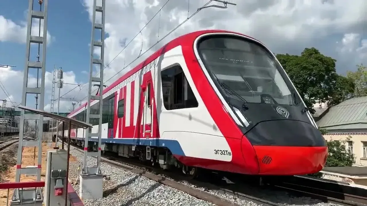 🚆 Затруднено движение поездов МЦД-3 и Ленинградского направления на участке Электрозаводская — Мосс