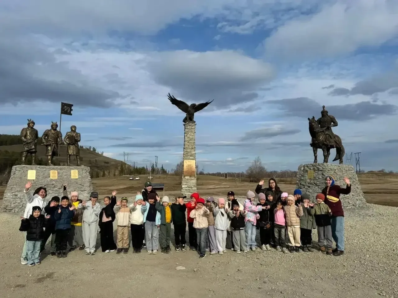 1А класс в Республиканском зоопарке им. В.Г. Алексеева 🦚🐻  Сегодня наш класс отлично и с комфортом с