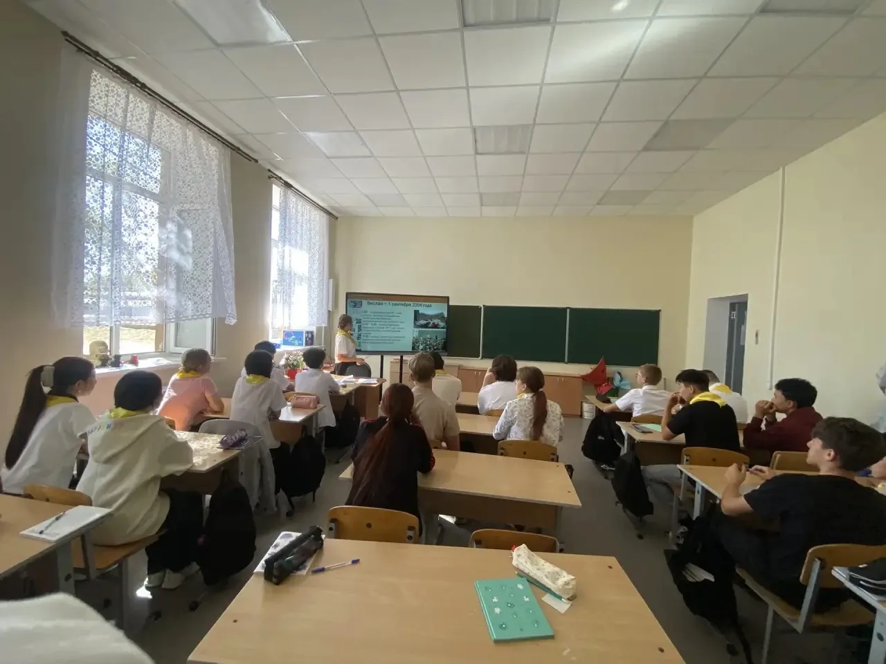 Классный час «Беслан - 1-3 сентября 2004» в 9 «Б» классе