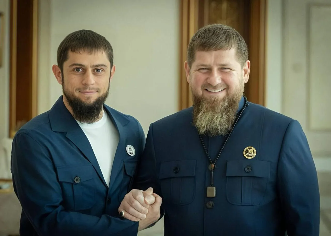 Поздравляю Главу Чеченской Республики, Героя России, Генерала армии, моего дорогого БРА...