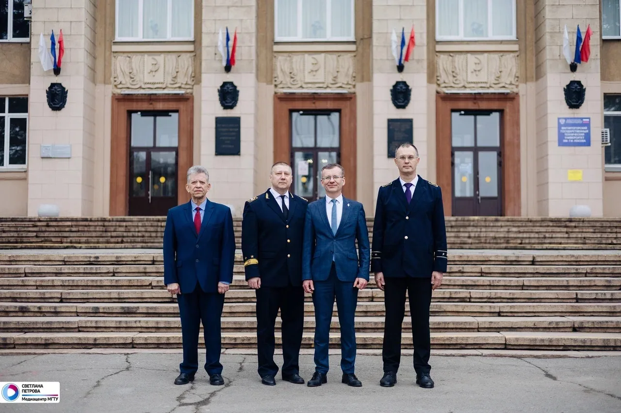 🧬 Встреча с коллегами из Донбасса   #МГТУимНосова с рабочим визитом посетила делегация Донбасского г