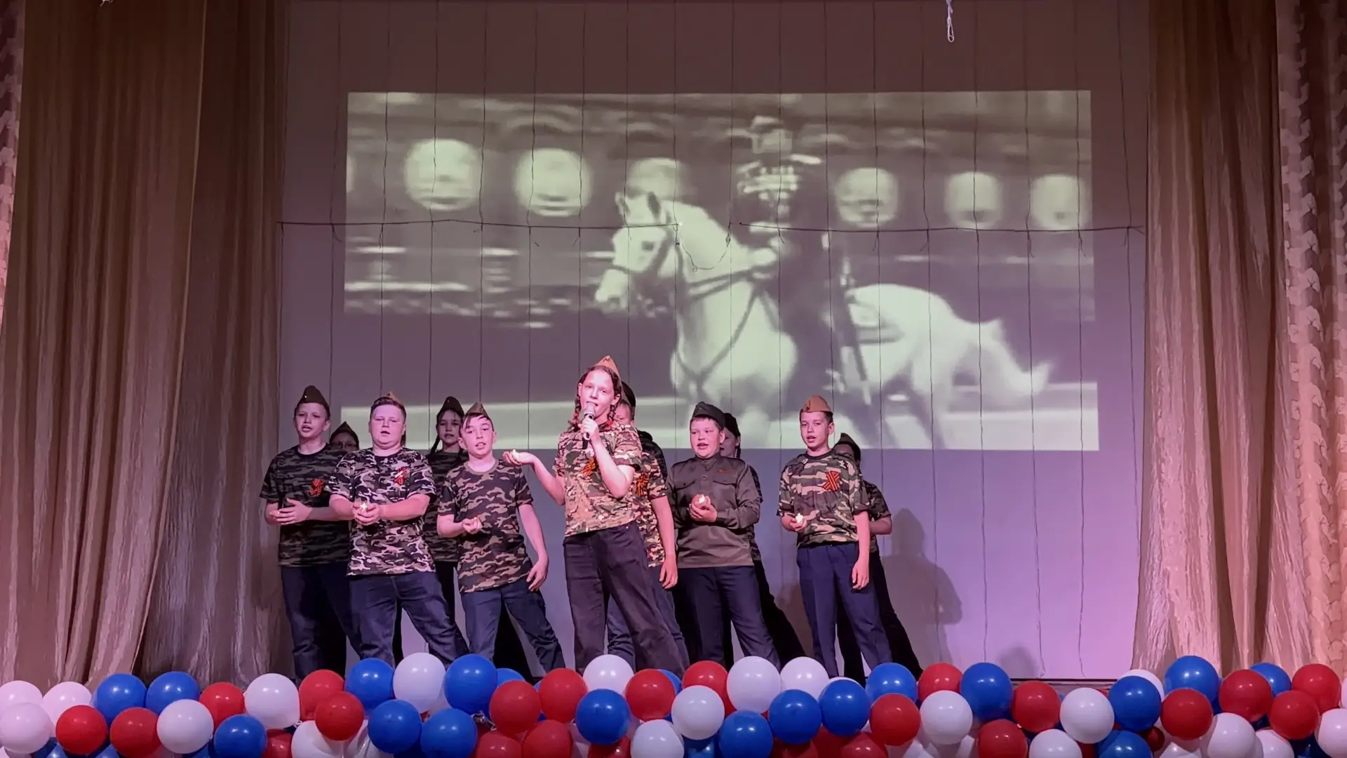 🎤 «Мелодии нашей Родины» — музыка, объединяющая поколения! 🎤  8 мая в нашей школе состоялся второй к