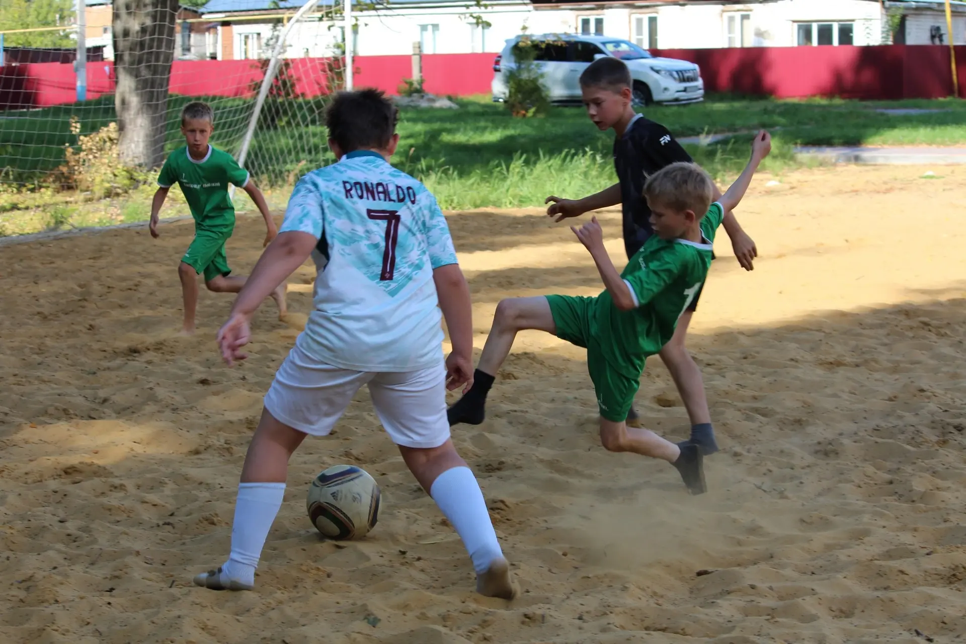 ⚽️ Сегодня на спортивной площадке в «Парке Героев» прошли увлекательные игры Группы Б П...