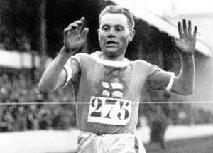 Пааво Нурми (13 июня 1897 - 2 октября 1973), финский легкоатлет, девятикратный олимпийс...