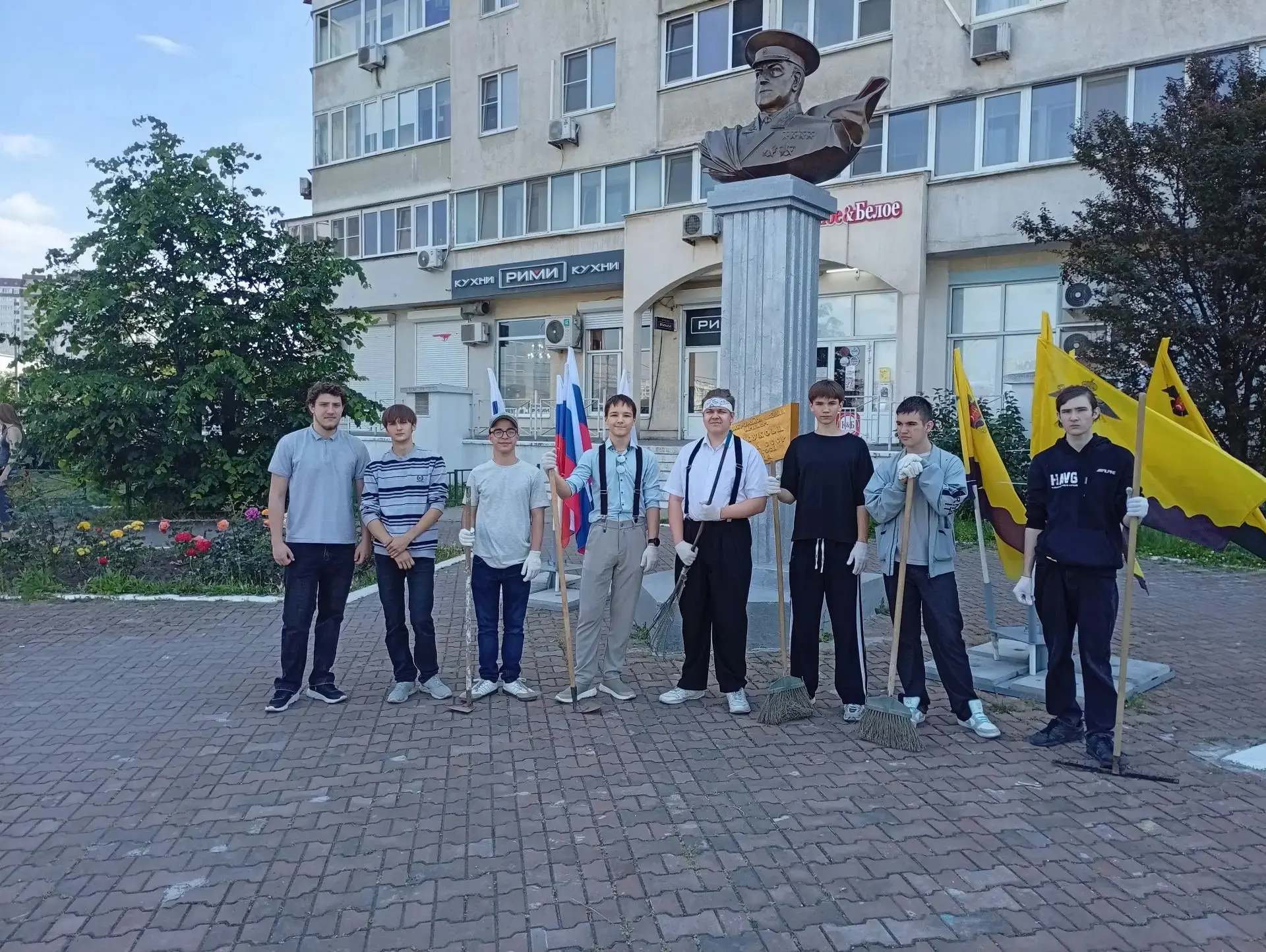 В рамках проведения Всероссийской акции «Память священна» студенты Государственного бюджетного профе