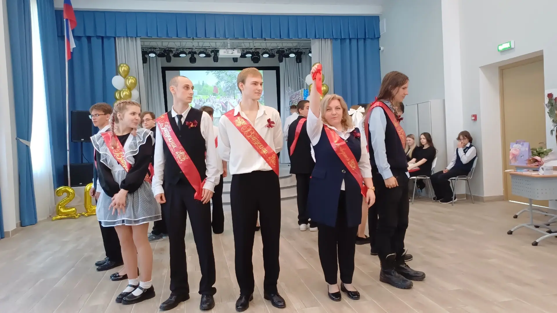 Вчера был особенный день — в школе прошёл 🔔"Последний звонок"🔔 для одинадцатиклассник...