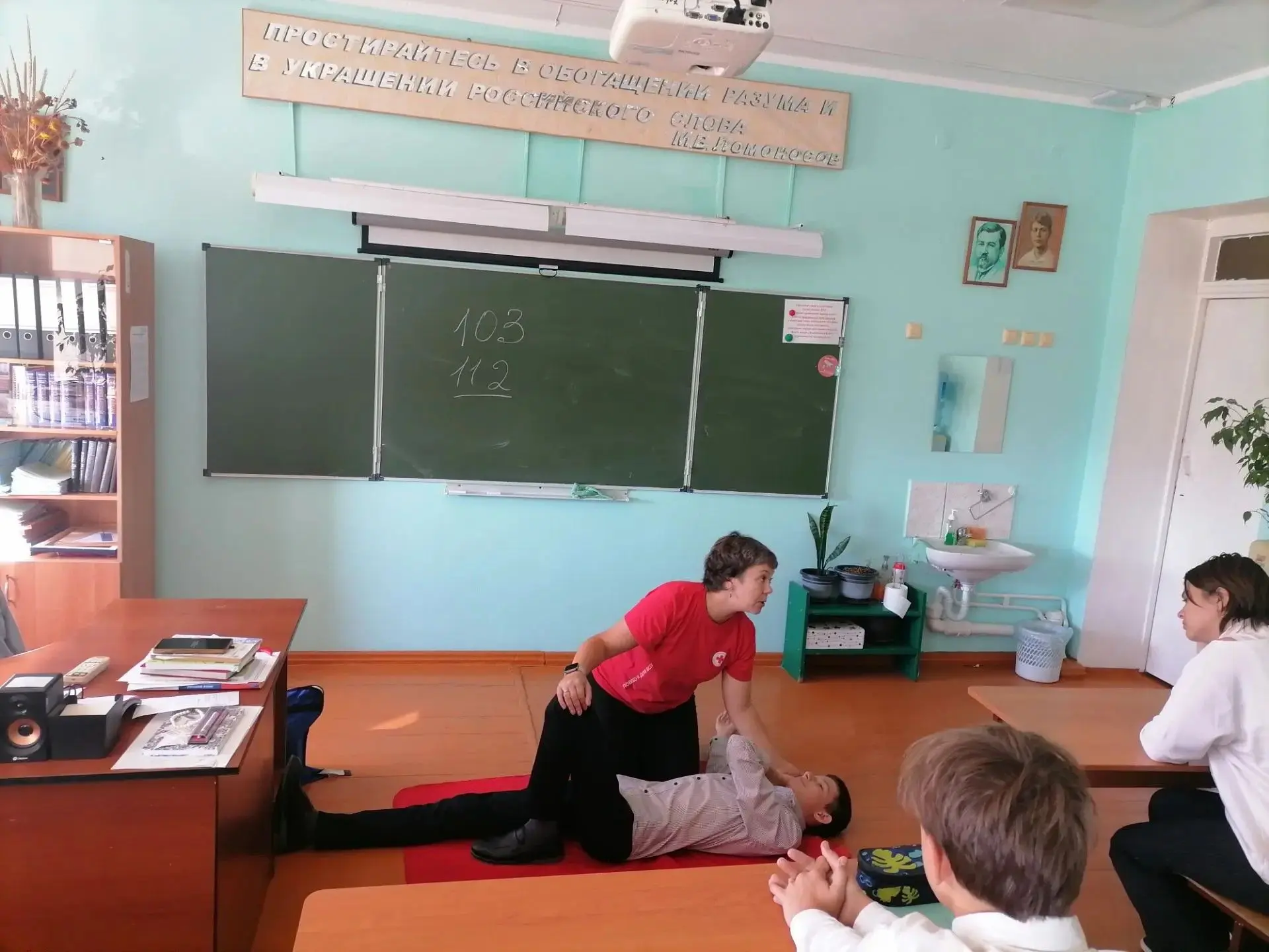 Учащиеся 9-х классов приняли участие в акции «Один народ».
