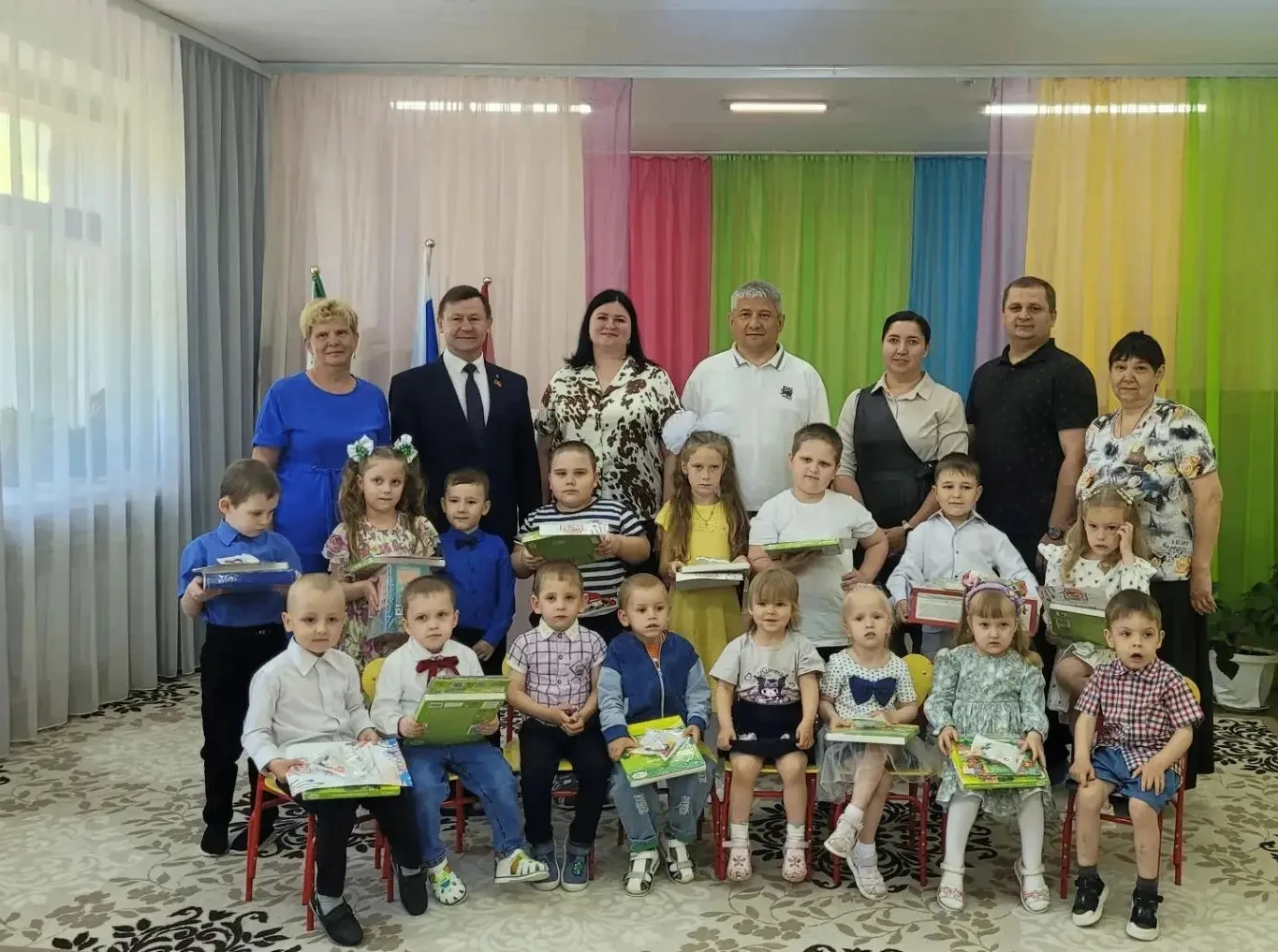 🎉 Горному — 70 лет! 🎉
В этом году наш любимый посёлок Горный отмечает свой 70-летний юбилей! 🏞️ М