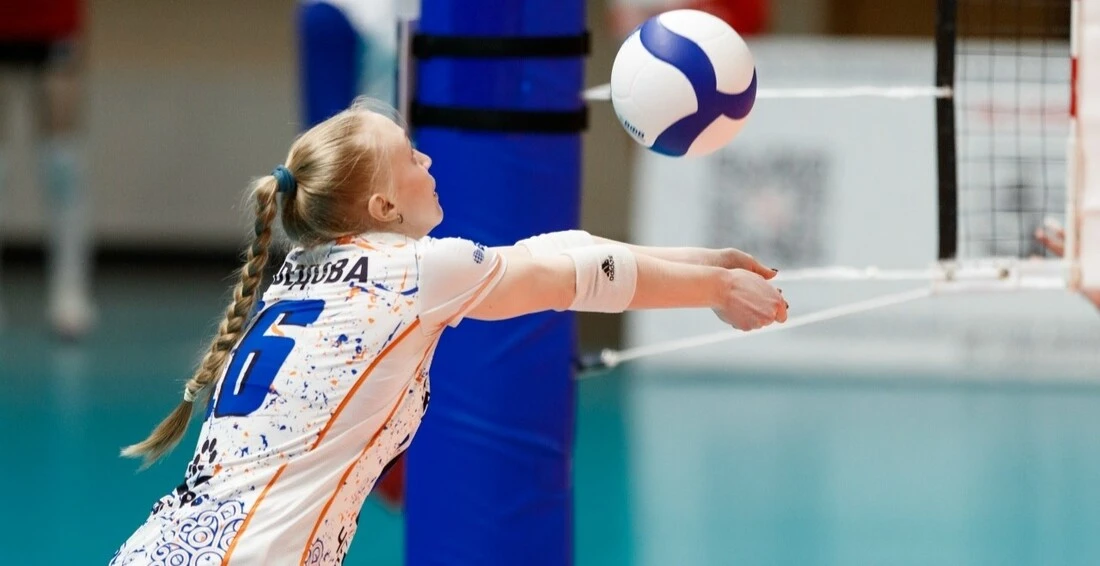 Елена Шведова продлила контракт с череповецкой «Северянкой» 🏐

Елена Шведова – воспитанница черепов