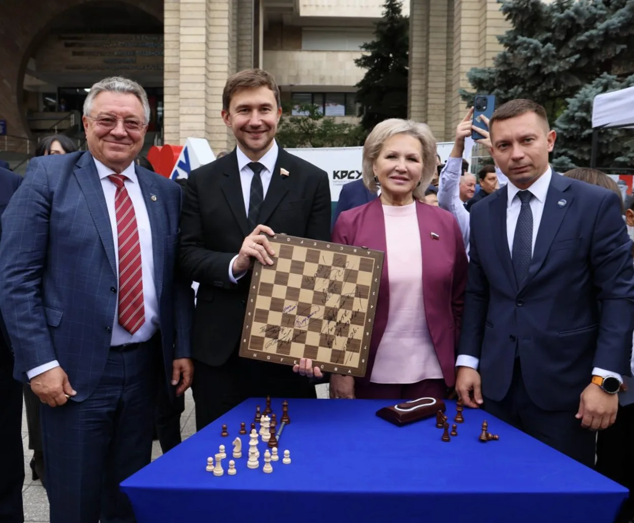 Шахматный клуб имени Ботвинника открыт в КРСУ ♟️