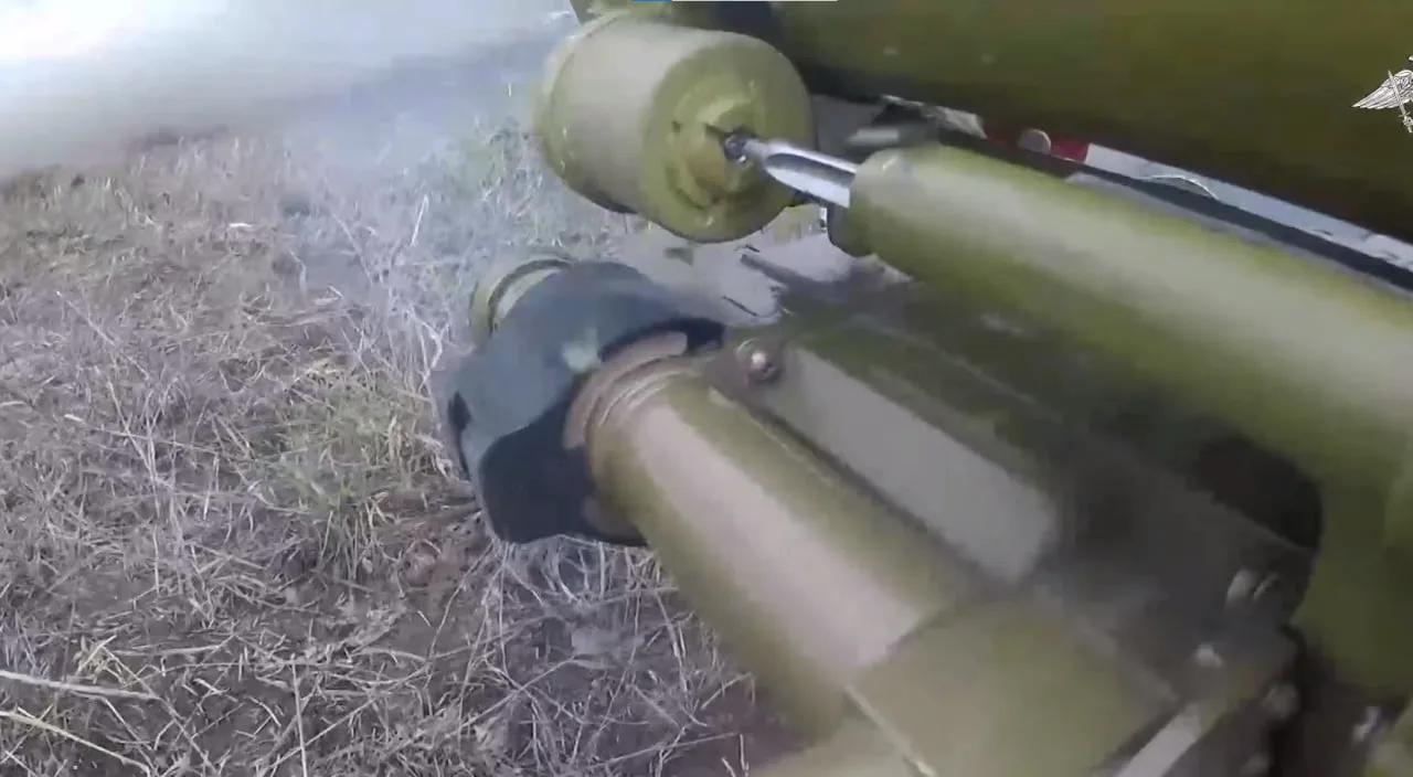 Российские военные нанесли поражение живой силе и технике механизированной бригады ВСУ

Подразделени
