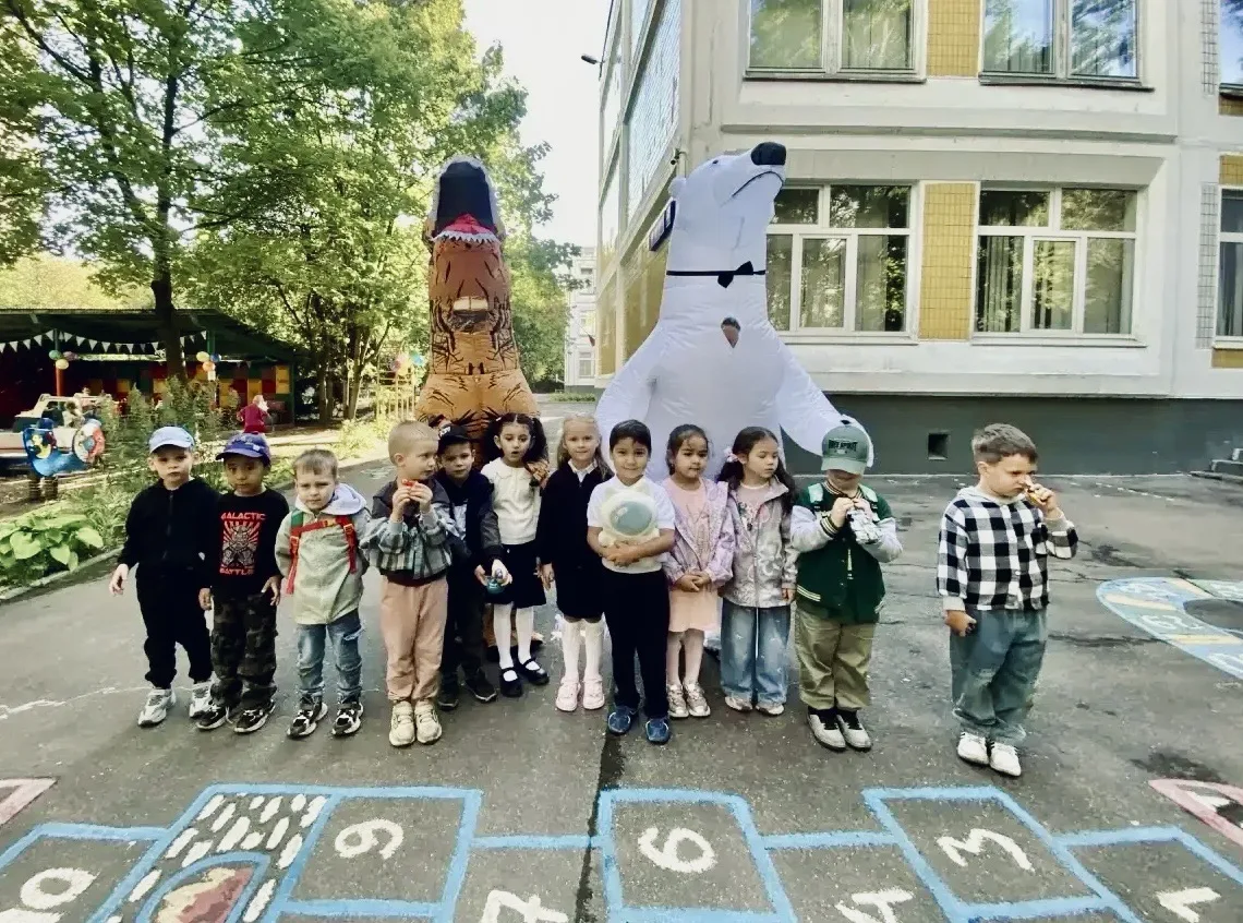 🥳 В нашем саду царила особая атмосфера радости и волнения — мы вместе с ребятами отмет...