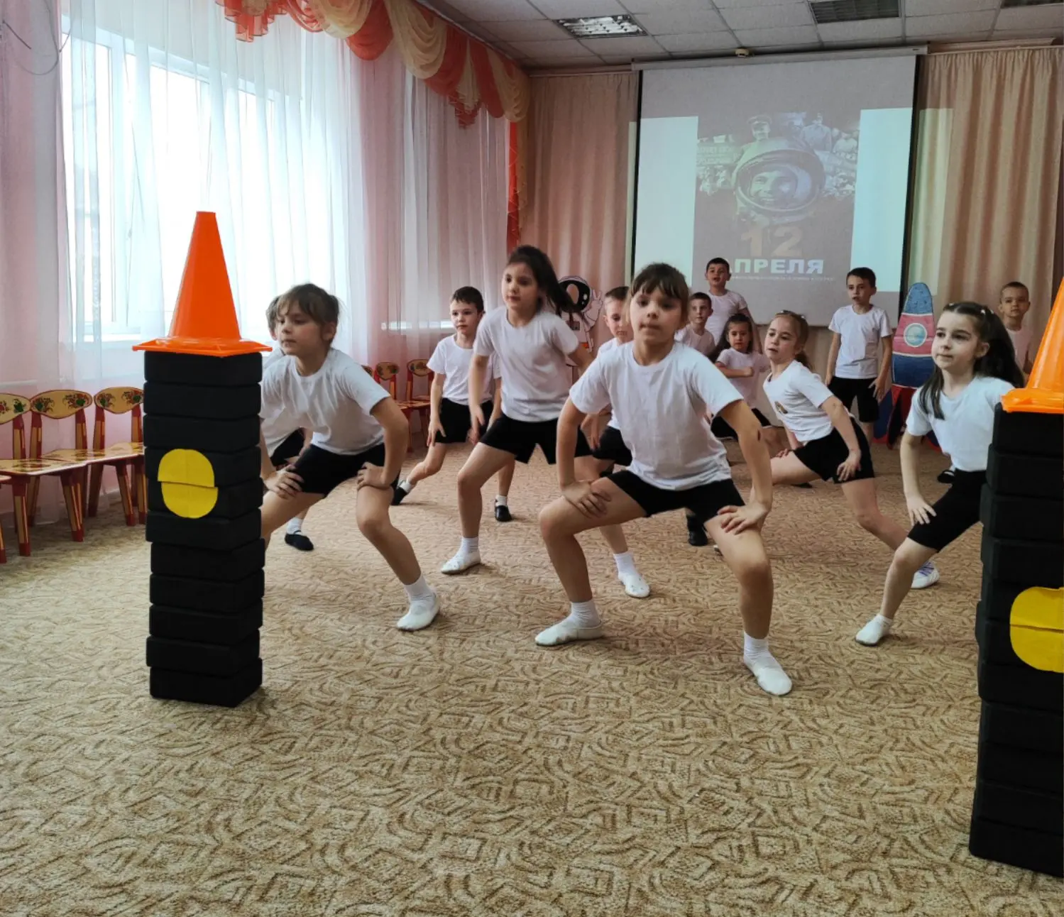 👩‍🚀🏃‍♀🚀В рамках мероприятий, посвящённых Дню космонавтики, в нашем детском саду во ...