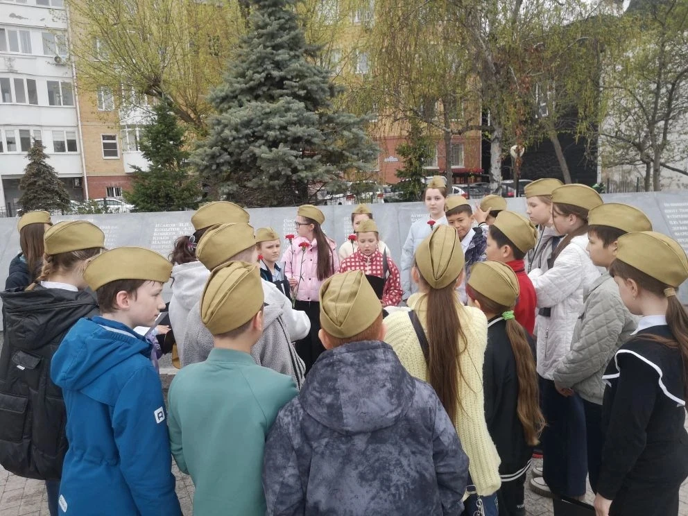 Память, которая не угасает  5 мая 4Д-2 класс принял участие в уроке мужества, посвященного Дню памят