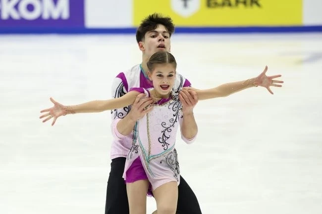 😱Таисия Гусева и Даниил Овчинников выиграли короткую программу на Мемориале Горшкова