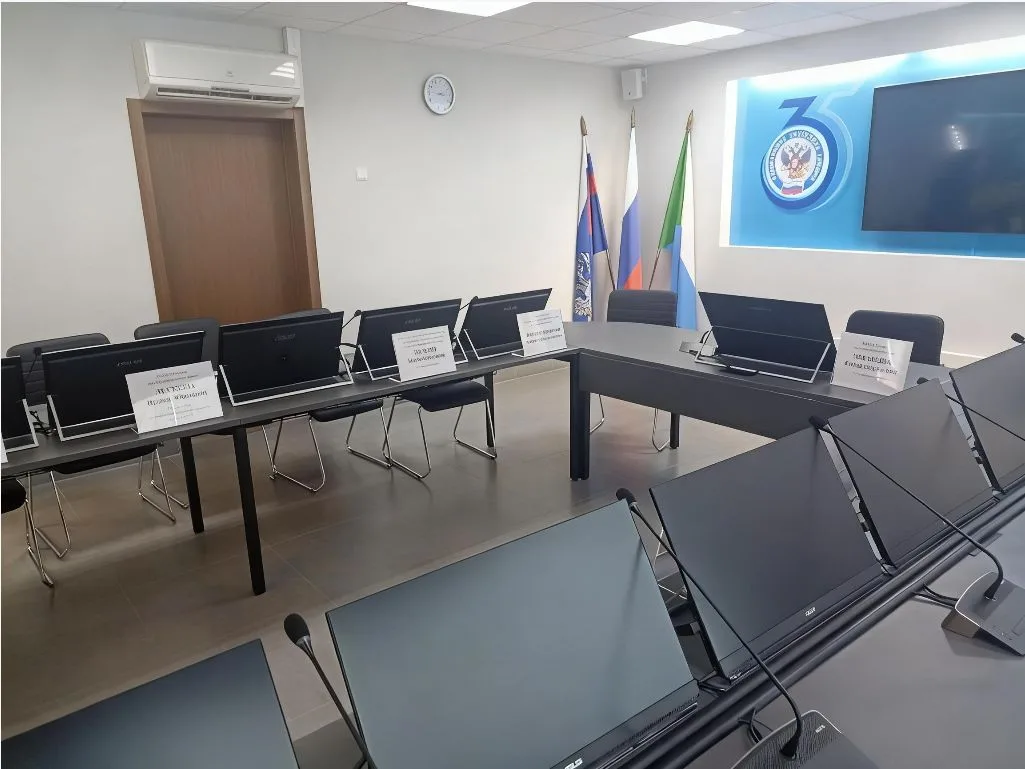 26 июня МОО ДВОПП приняла участие в рабочей встрече представителей бизнеса и Федерально...