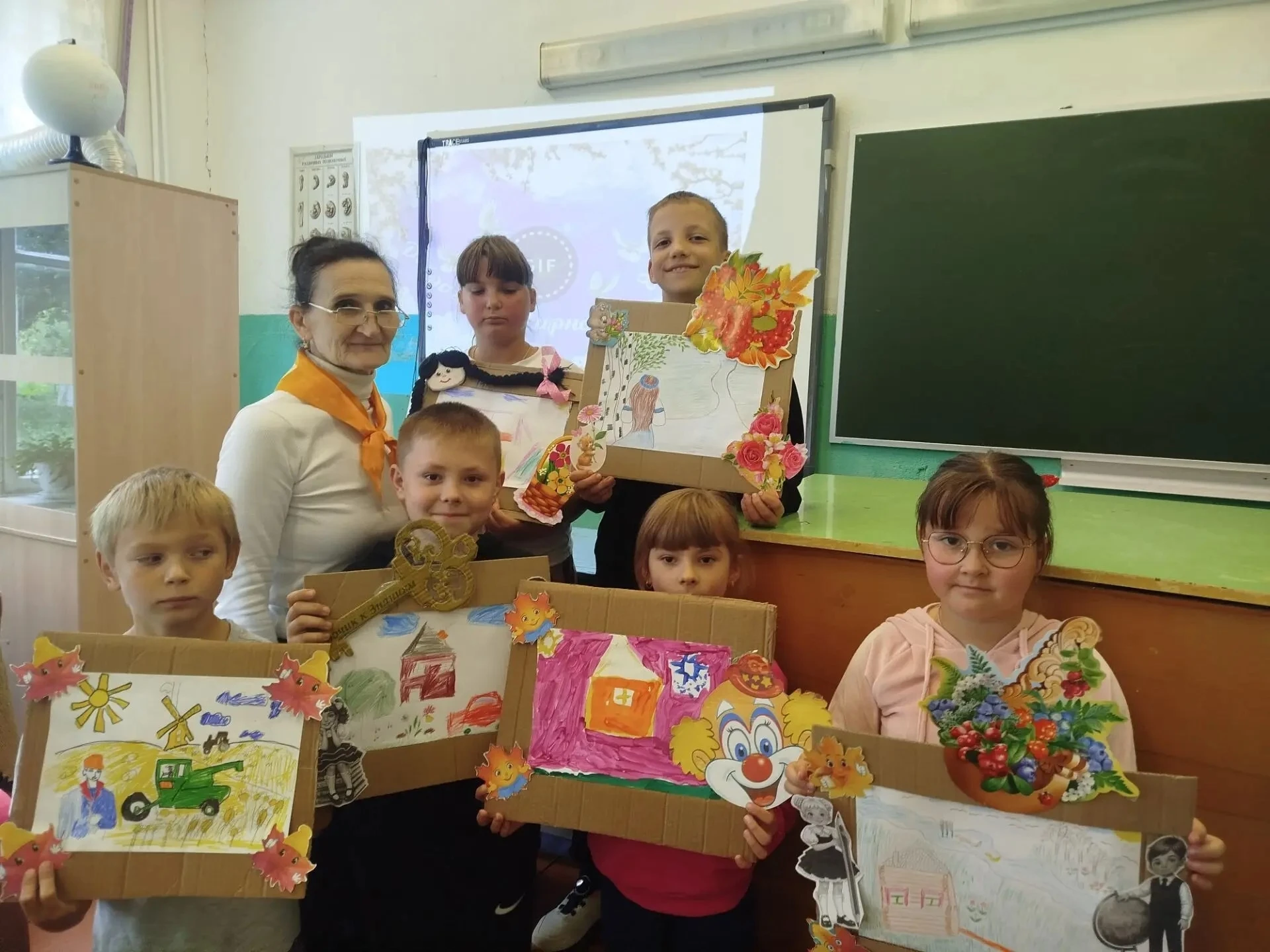 Творческая мастерская «Окно мира» в школе № 22.