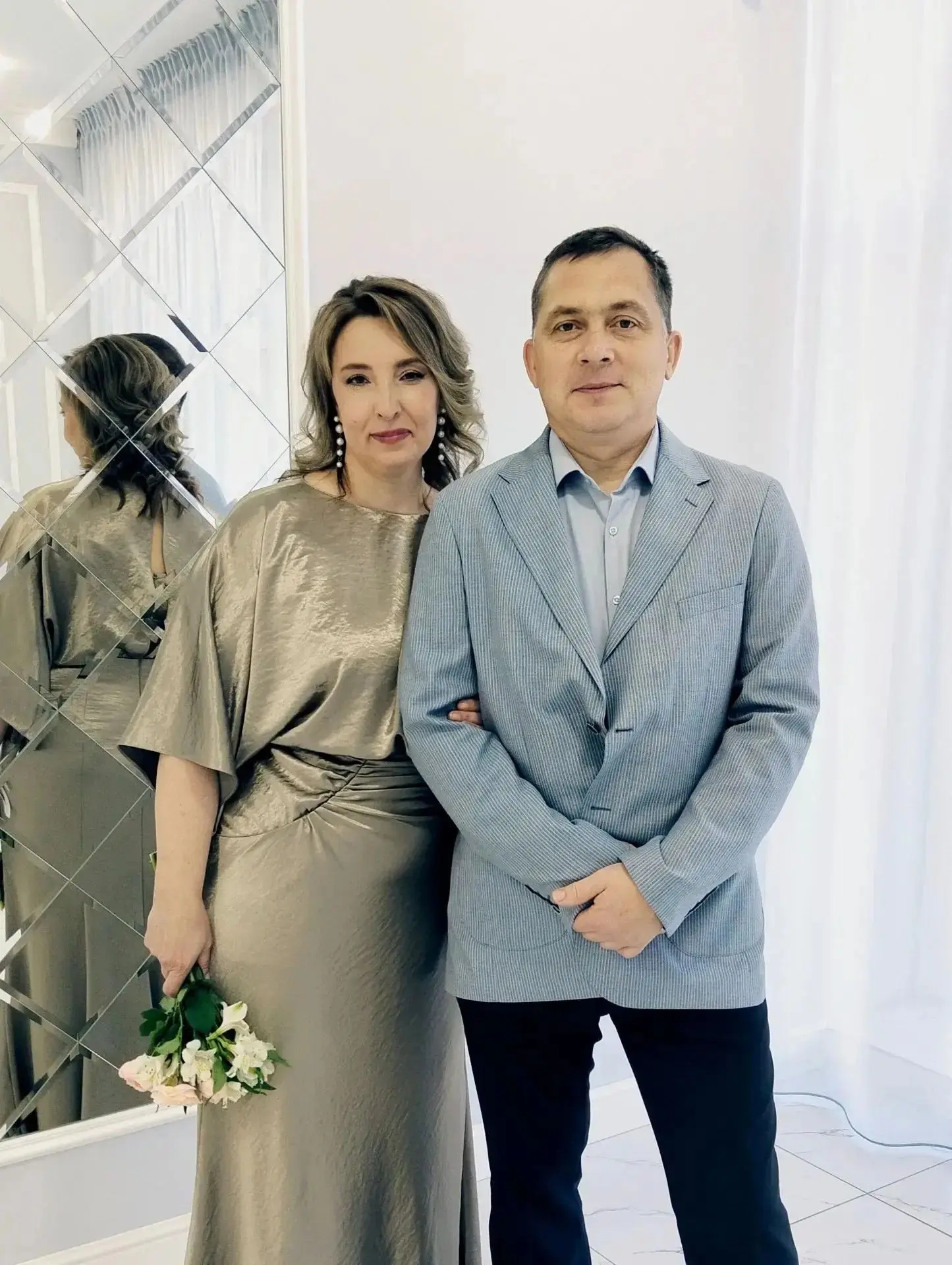 Серебро не ржавеет: супруги отметили четверть века вместе 🫶