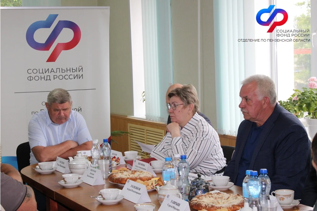 Михаил Буданов: «Вы — пример стойкости и патриотизма для всех нас»🇷🇺

Так обратился управляющий От