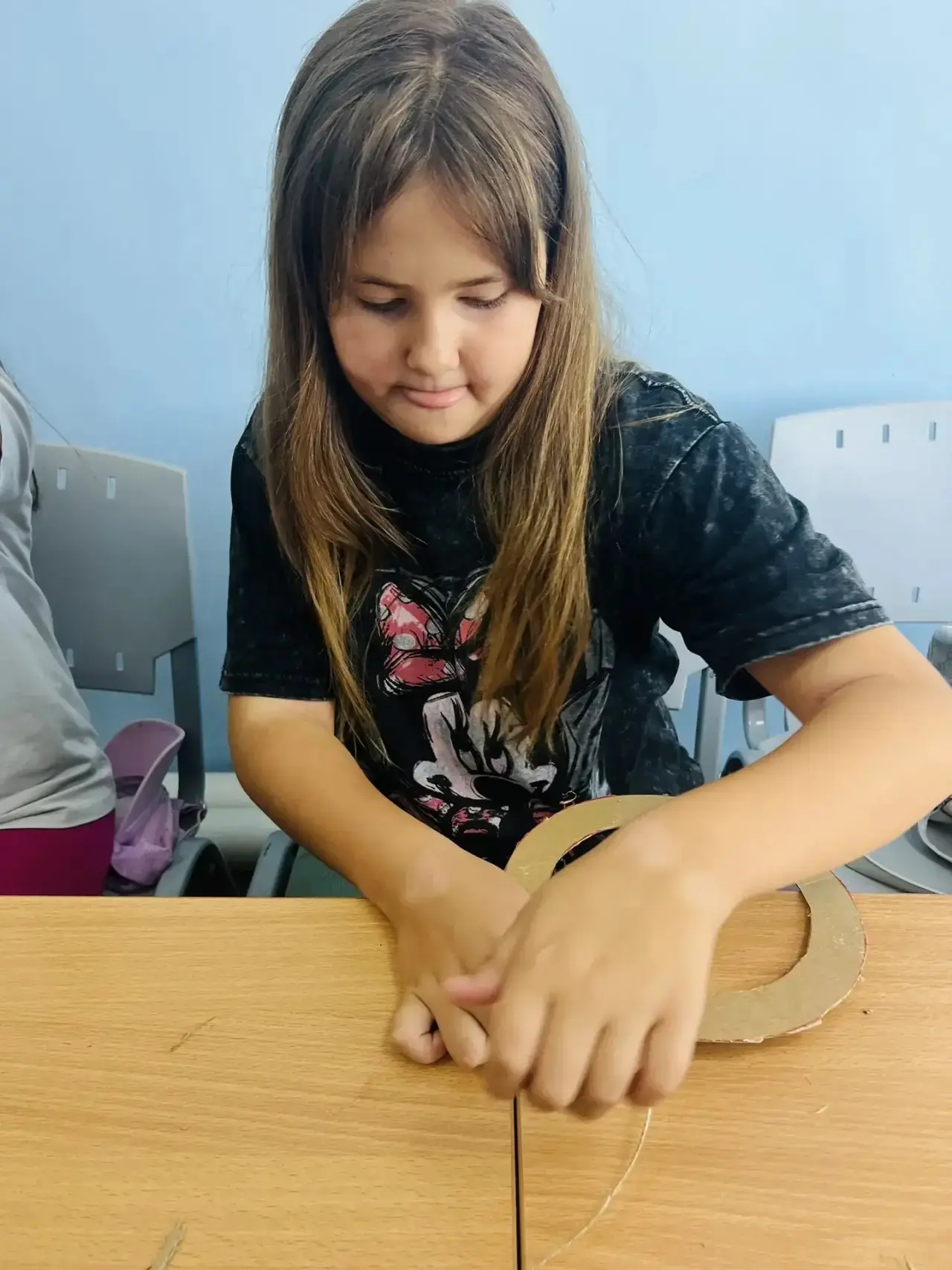 Казачьи обереги из картона, верёвки и бусин 🏵️

В нашей казачьей школе сегодня кипела творческая ра