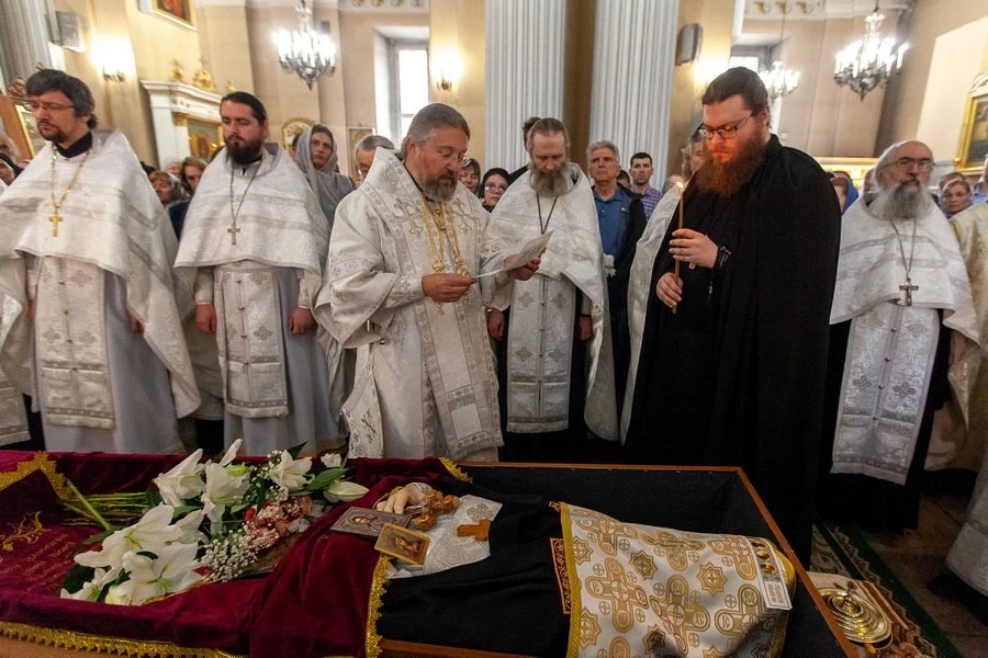 🕯 Епископ Силуан принял участие в церемонии прощания с духовником Александро-Невской л...