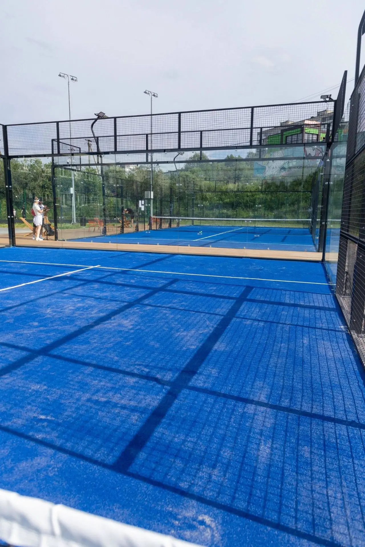 🎾 В Мурманске открыли новые корты для падела

На улице Полярные Зори, рядом с гимназией № 8, появил