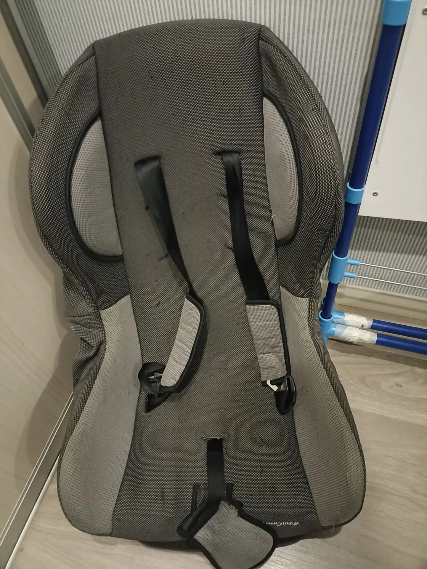 Продам универсальное автокресло от 0 до 13 кг. Состояние хорошее. Цена 3 т.р. Писать в ...