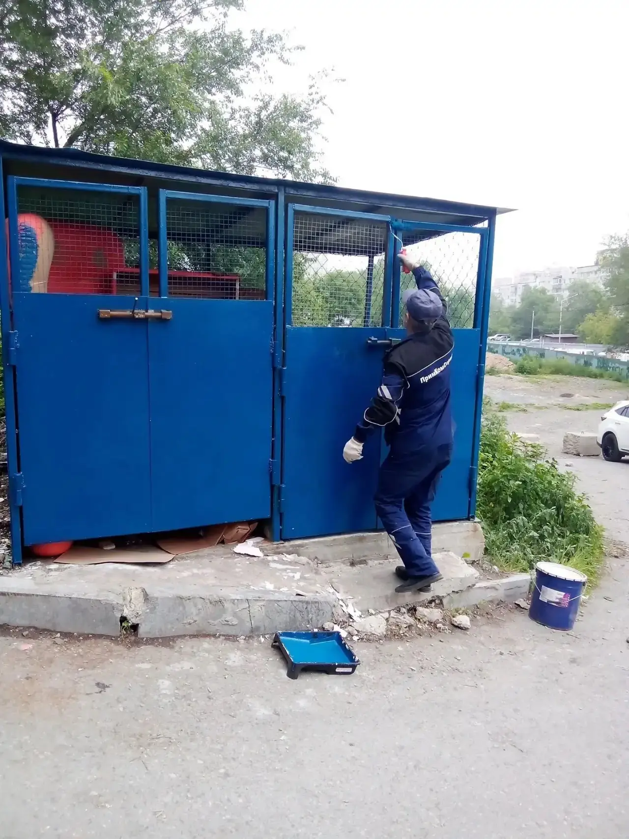 ✅Могилевская, 3 - произведена покраска контейнерной площадки;
✅Часовитина, 10 - выполнена зачистка к