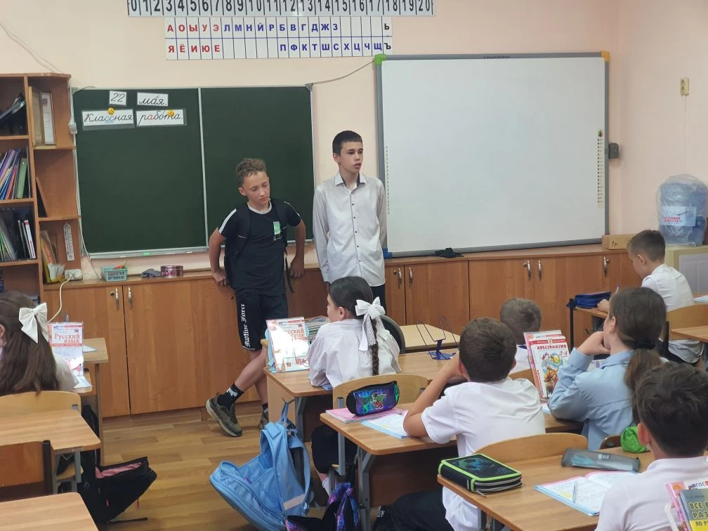 ПРОФИЛАКТИЧЕСКАЯ БЕСЕДА   ✏️«Нет мату в школе» — не просто правило, а общая ответственность.  📍Наши 
