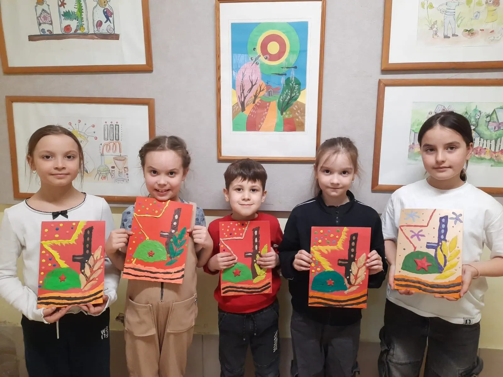 🎨 В преддверии великого праздника – Дня Победы – в наших объединениях "Мастерская лепк...