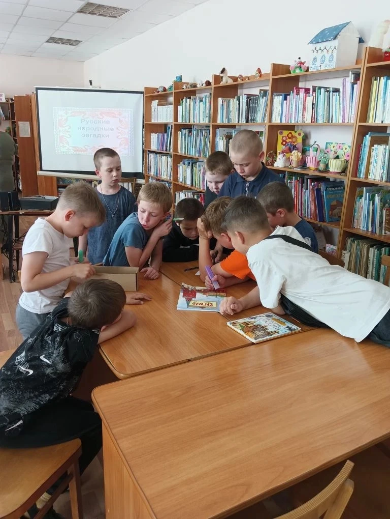 Какой замечательный день выдался у наших юных патриотов из 1 и 2 отрядов! В четверг мы погрузились в