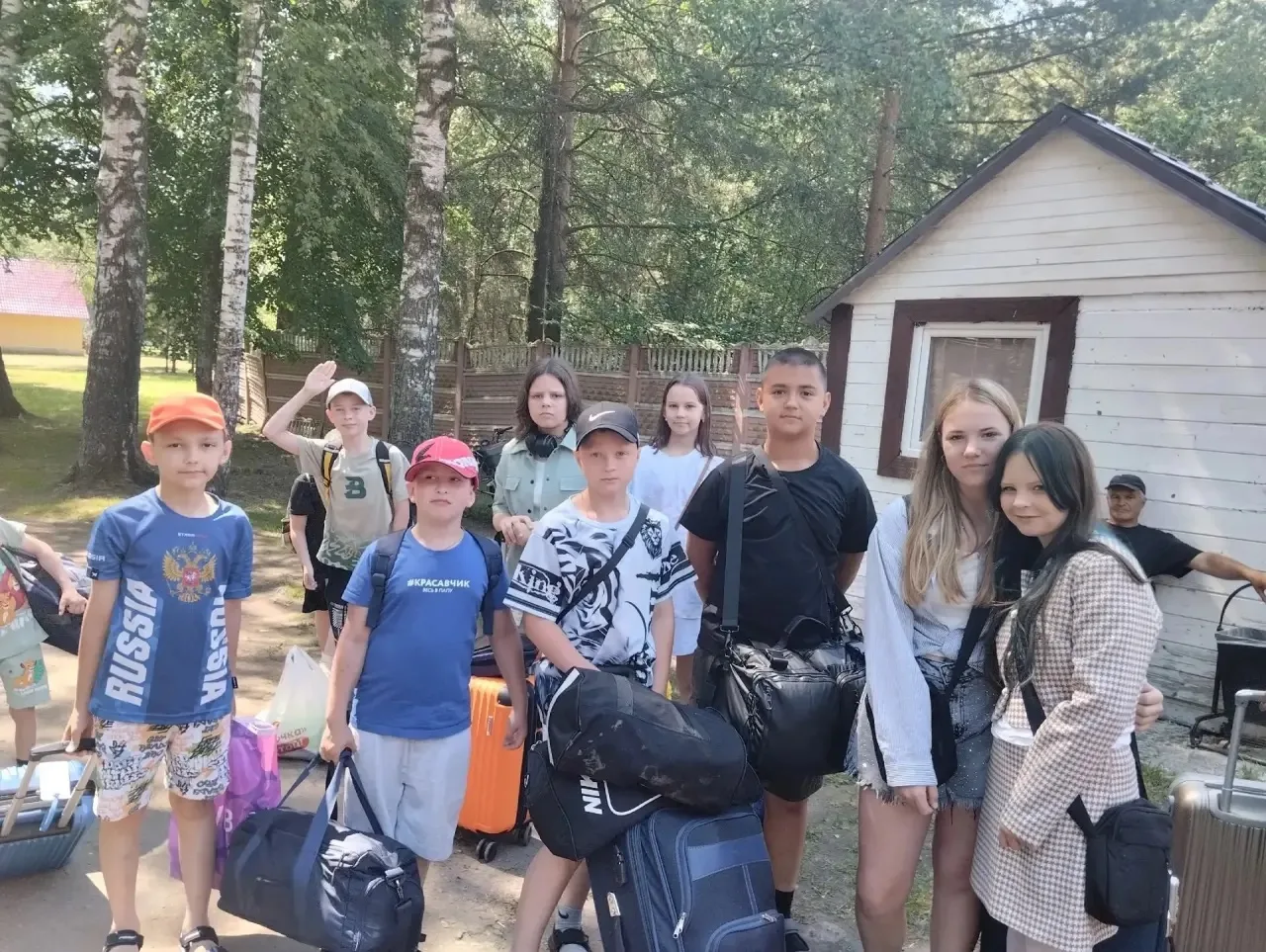В Рязанской области продолжается детская оздоровительная кампания 2026 года.

Мальчишки и девчонки н