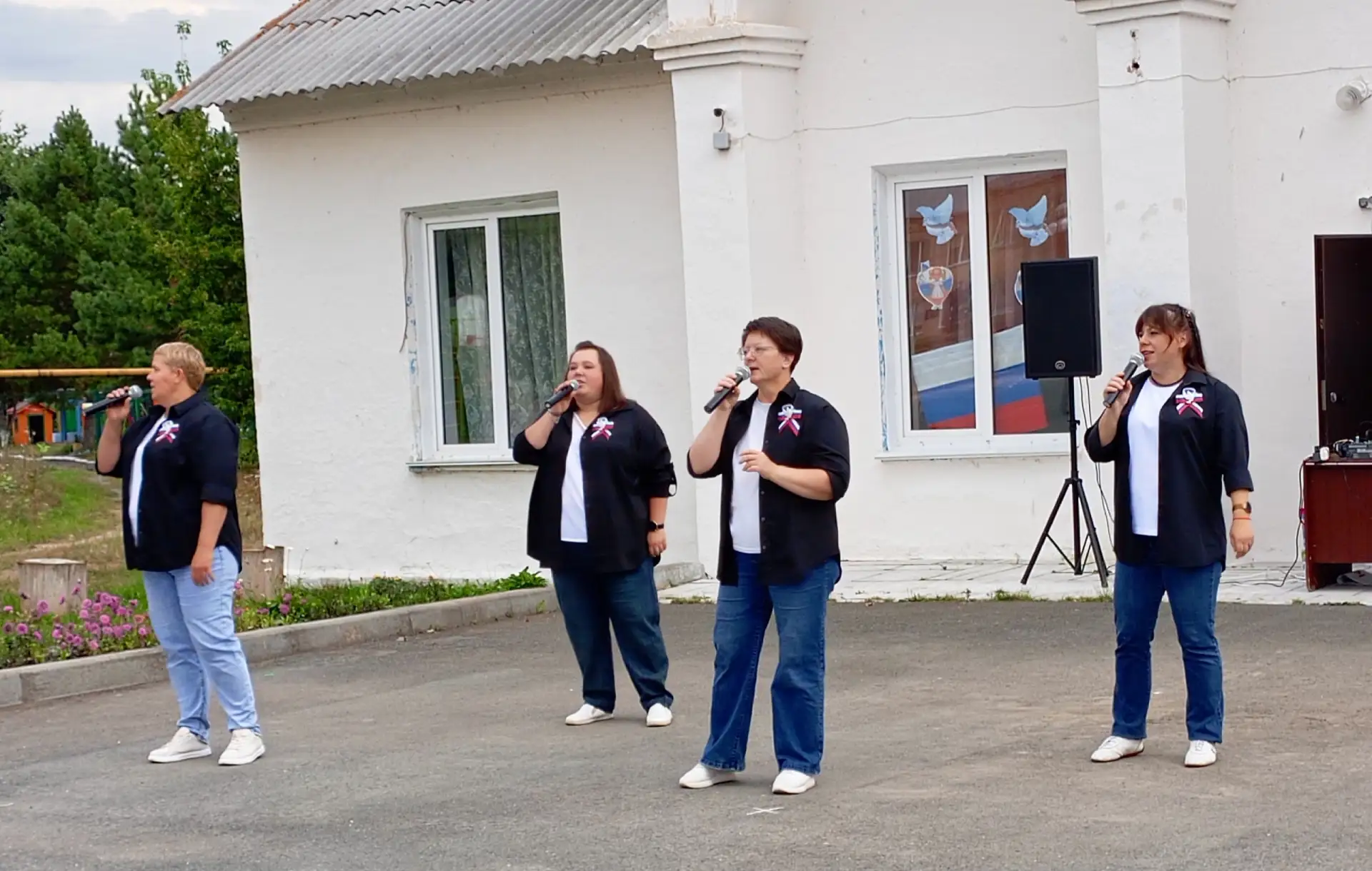 «Симфония триколора»: праздник флага в Коелге!