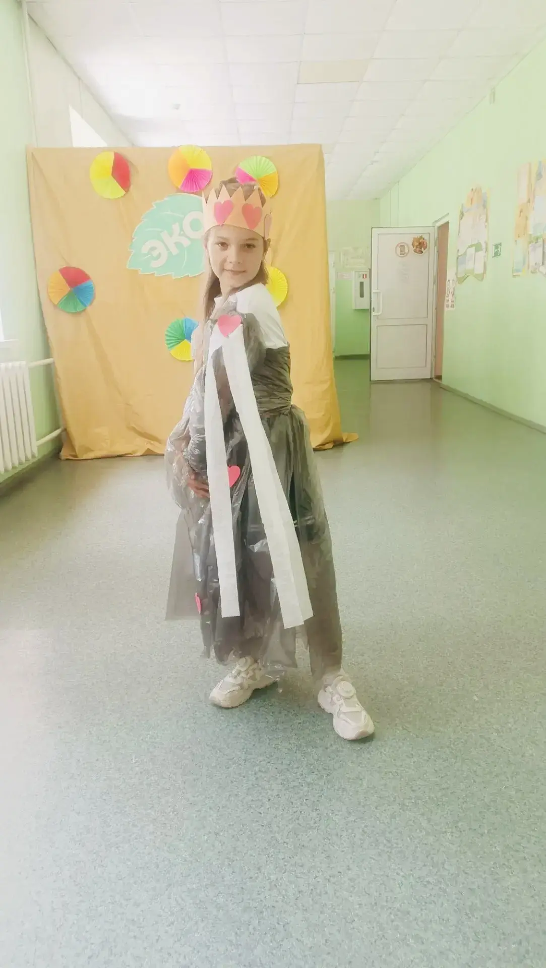 🌿✨ В нашем пришкольном лагере прошел яркий и необычный конкурс «Экокостюм: творчество из отходов» ♻