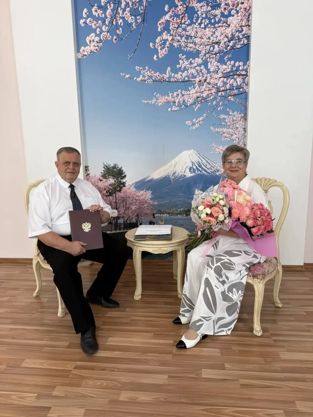 ⚜️Сегодня в торжественном зале ЗАГСа Надеждинского района чествовали золотой союз супру...
