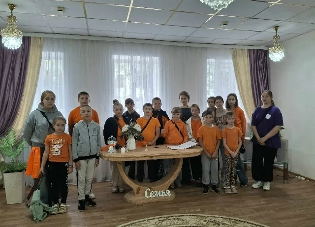 ЭКСКУРСИЯ В ОТДЕЛЕ ЗАГС СОЛЕЦКОГО ОКРУГА