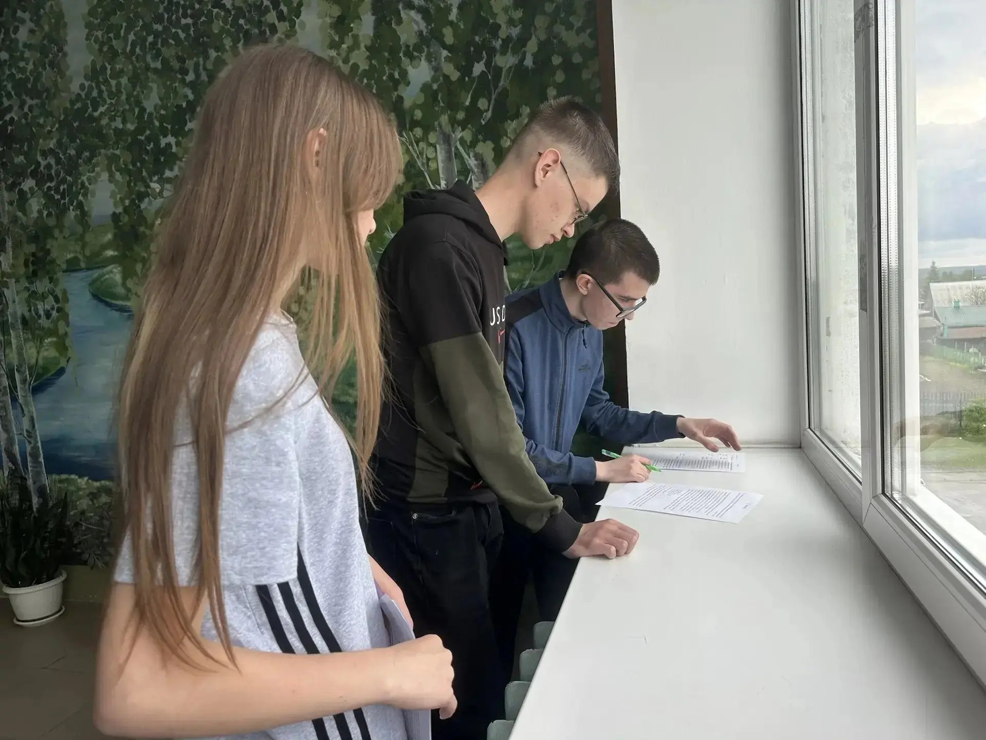 Сегодня в нашей школе успешно прошёл профориентационный квест «Мы предприниматели» для ...