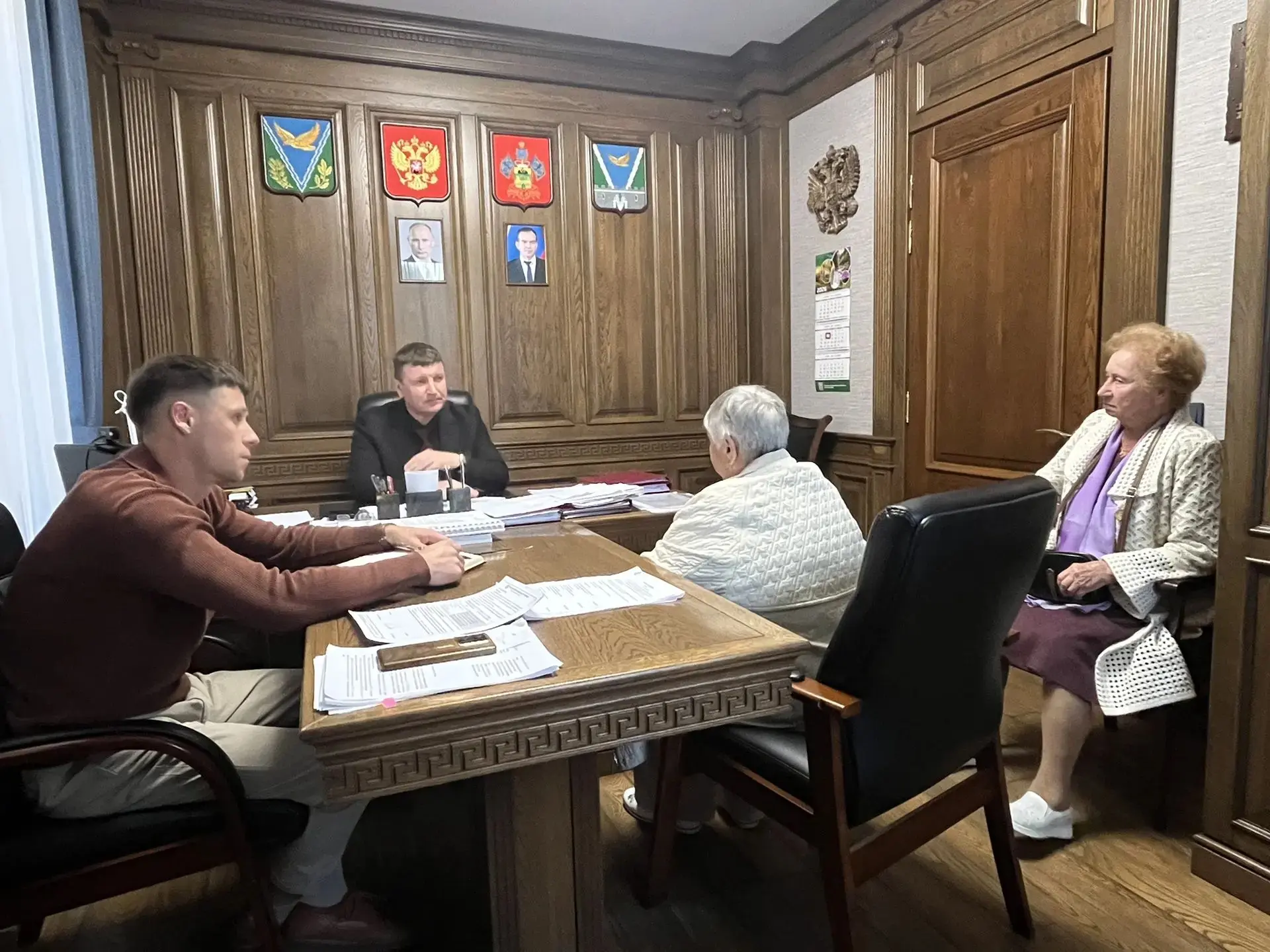 Вопросы благоустройства микрорайона Соцгородок и другие обращения жителей обсудили на л...