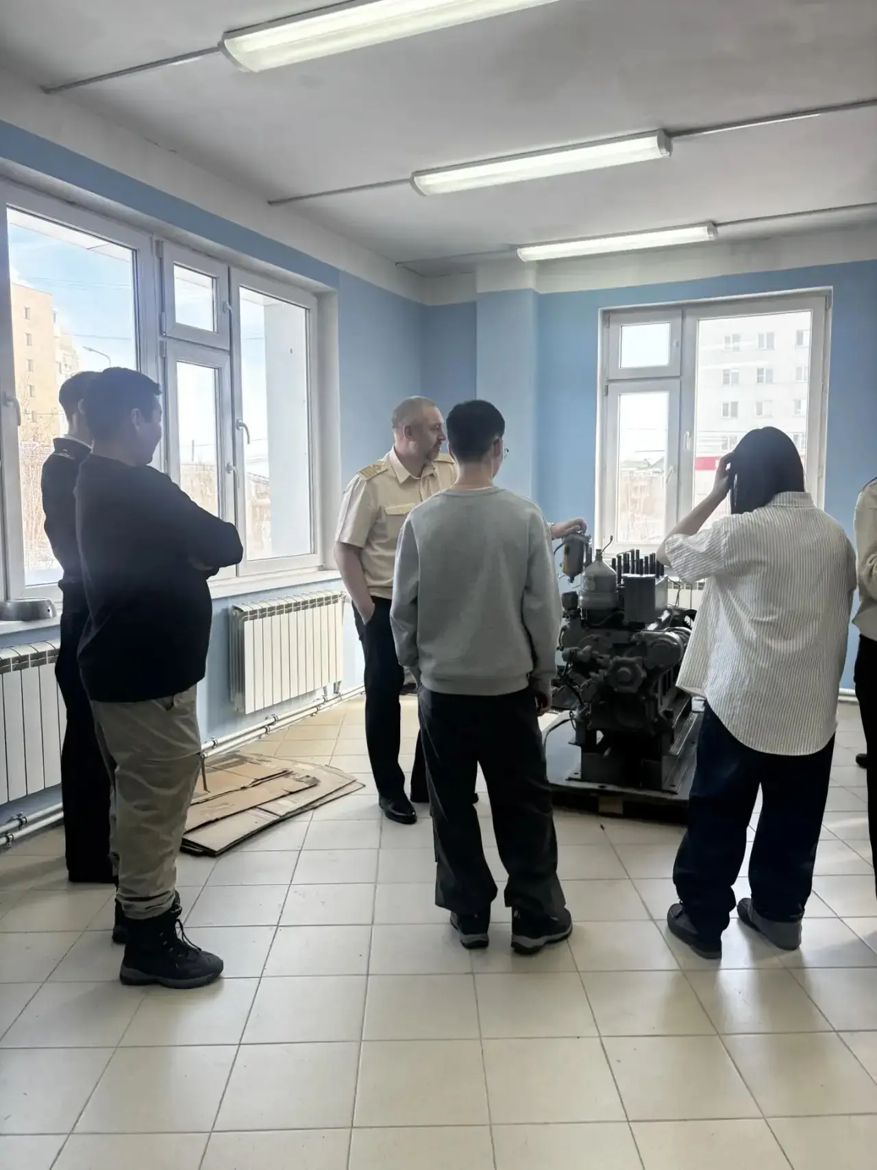 ГОСТИ ИЗ ЧУРАПЧИНСКОЙ ГИМНАЗИИ.  Весенние каникулы в общеобразовательных учебных заведениях региона 