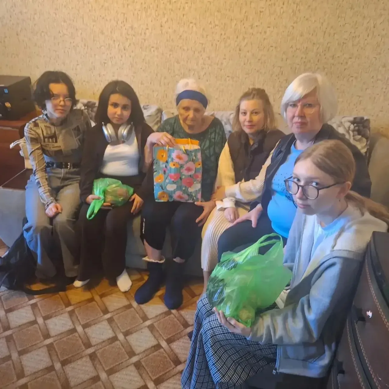✨ С Днём Победы! ✨  🇷🇺Наши ученики с гордостью и теплотой поздравили ветеранов Великой Отечественной