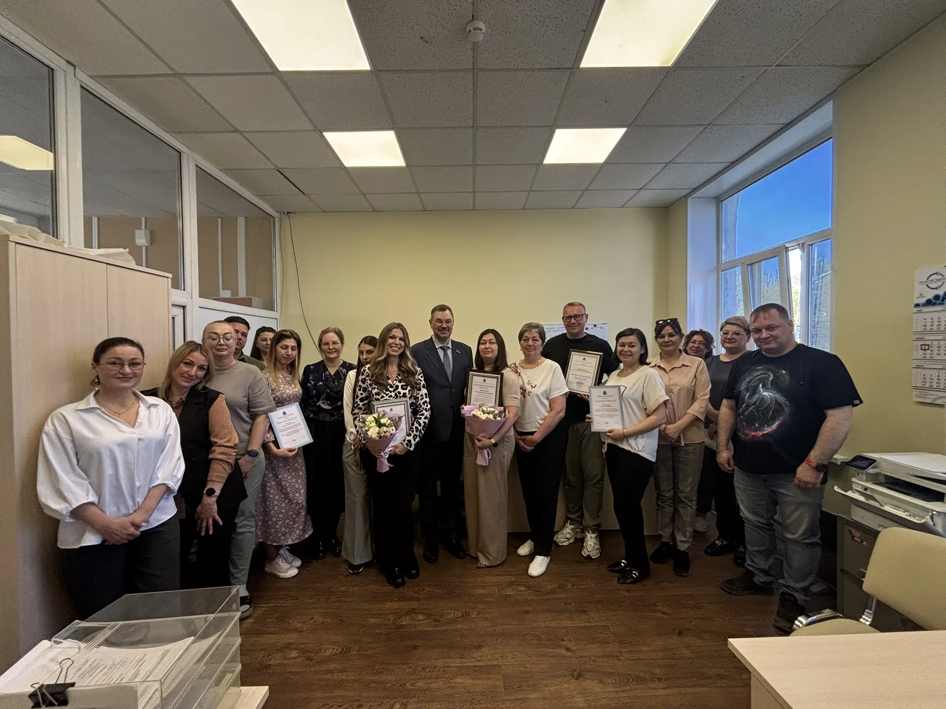 💐Гордость за наших сотрудников!

Сегодня в «Ресурсном центре социальной защиты» был важный и трогат