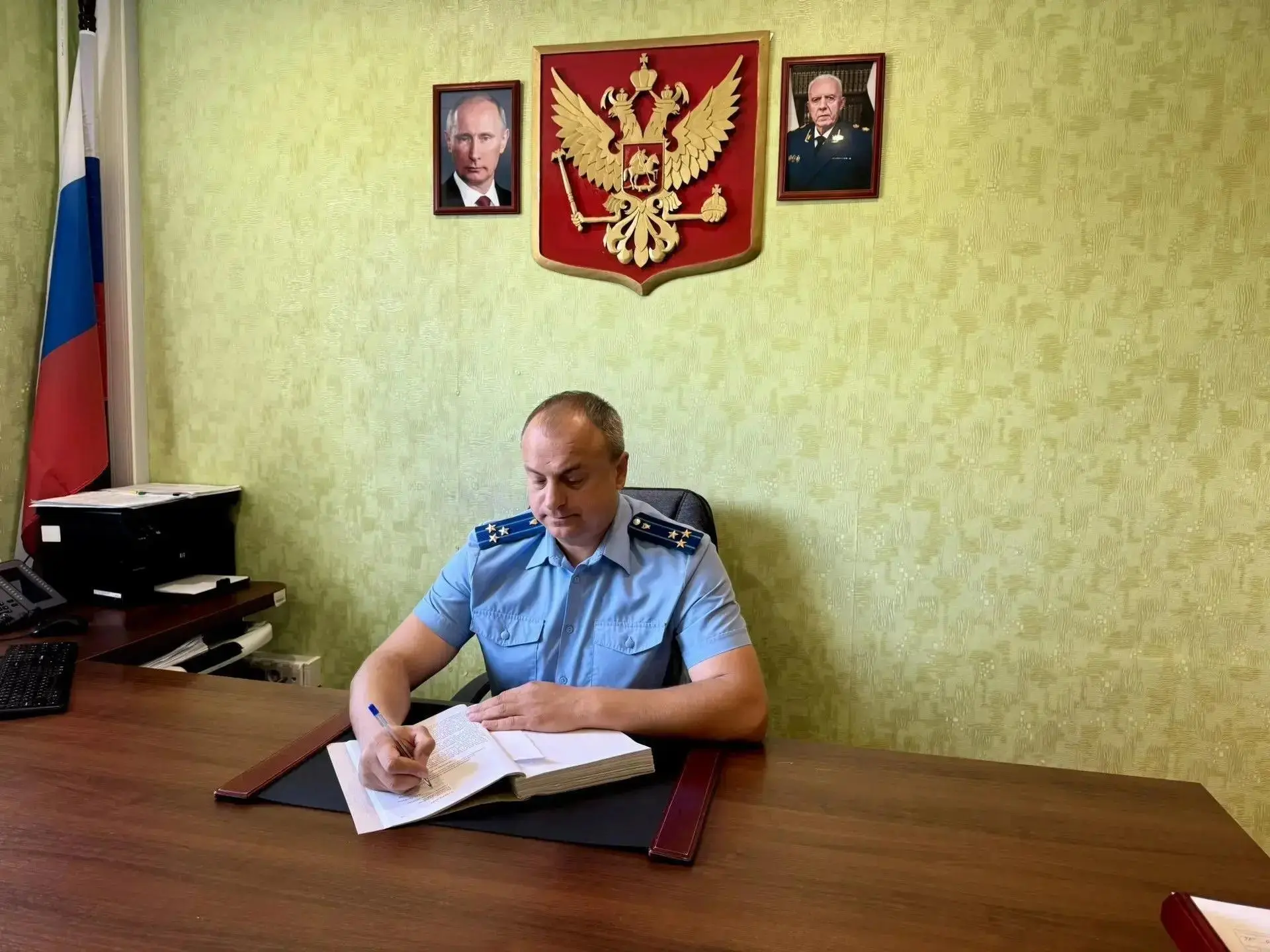 В Суворове перед судом предстанет местный житель, обвиняемый в пособничестве мошенникам...