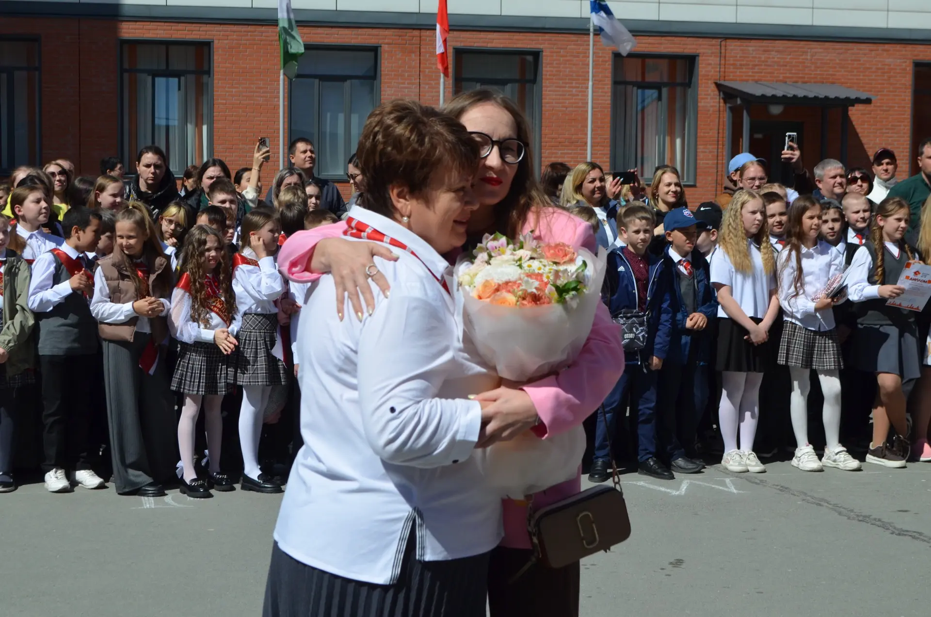 🔔🥰Прощание с начальной школой: торжественная линейка для будущих пятиклассников  👋🏻25 мая в нашей шк