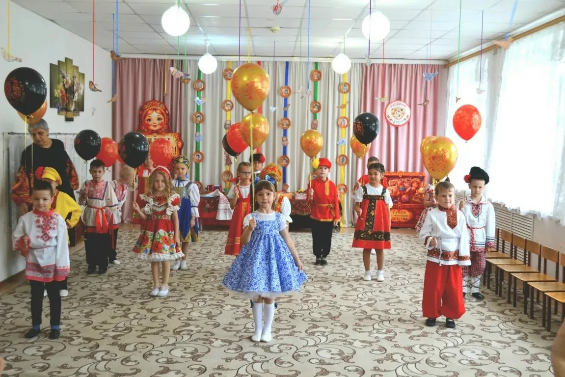 Выпускной в дошкольных образовательных учреждениях — это трогательный и значимый праздн...